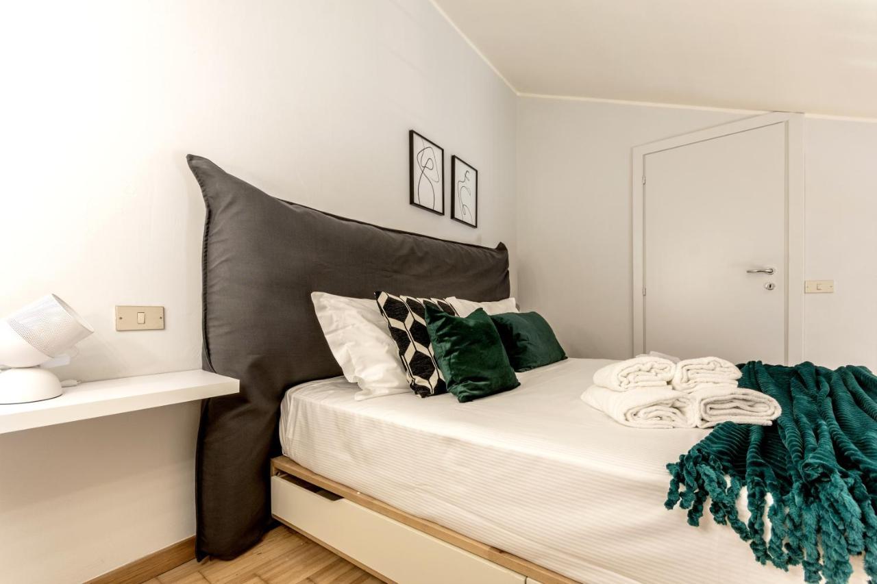 Modern Simplicity In Milan Centre Διαμέρισμα Εξωτερικό φωτογραφία